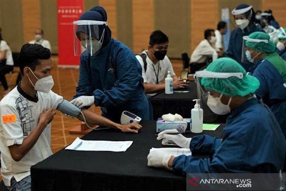 Kimia Farma Mohon Maaf, Vaksinasi Gotong Royong Individu Ditunda, Ini Alasannya  - JPNN.COM