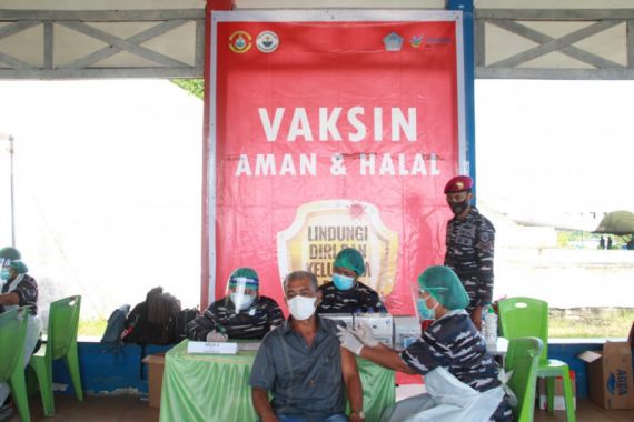 Monumen Trikora Jadi Saksi 'Serbuan' yang Dilakukan TNI AL di Bitung - JPNN.COM