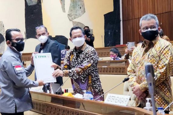 PKB Tegaskan Terus Berkomitmen Perjuangkan Masyarakat Papua - JPNN.COM