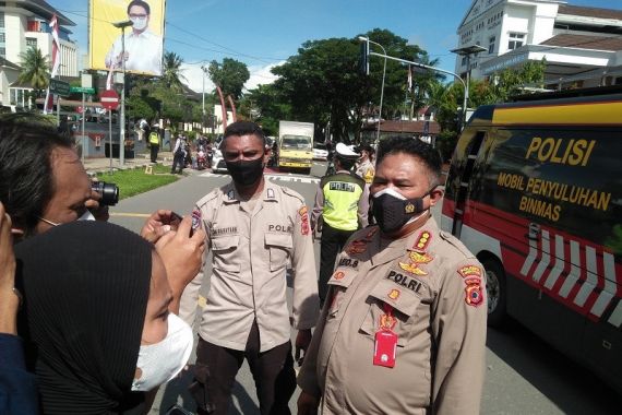 Pemakaman Jenazah Covid-19 oleh Polresta Ambon Meningkat, Sebegini Jumlahnya - JPNN.COM