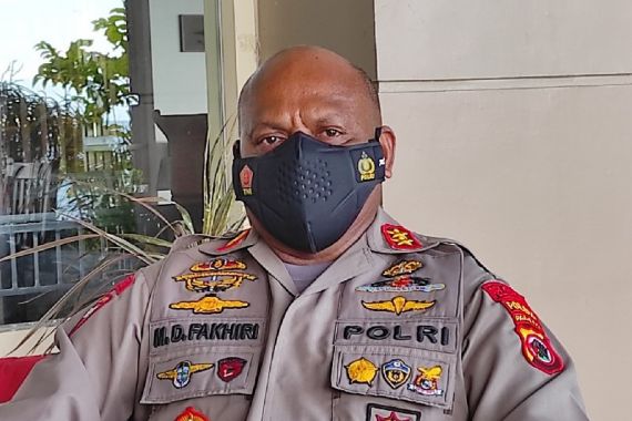 Siapa Penyerang Anggota Brimob di Papua? Irjen Fakhiri Bilang Begini - JPNN.COM