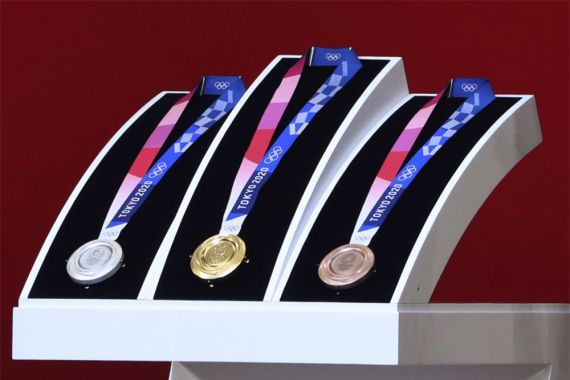 Klasemen Olimpiade Tokyo 2020 Hari Pertama: Indonesia Dapat Perunggu, Thailand Emas - JPNN.COM