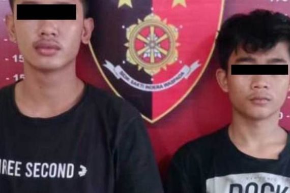 Usai Bobol Brankas SPBU, 2 Pemuda Ini Langsung Beli Motor, HP dan Cincin - JPNN.COM