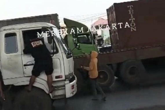 Polisi Ungkap Fakta Mencengangkan Kasus Tiga Pemalak Sopir Kontainer di Jakut - JPNN.COM