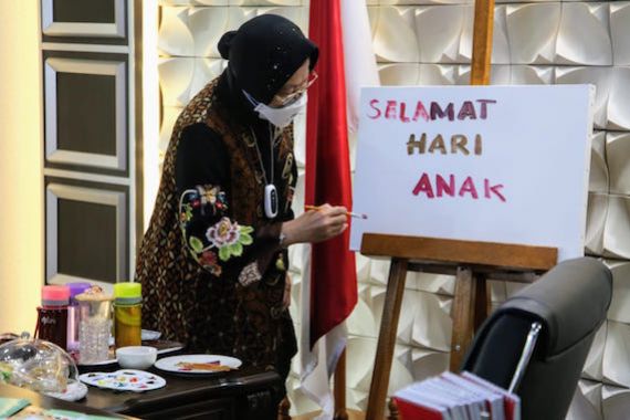 Peringati HAN 2021, Eyang Risma Ajak Anak-anak Indonesia Tetap Optimistis - JPNN.COM