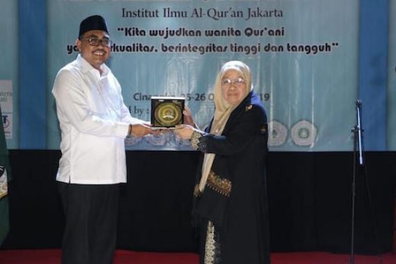 Rektor IIQ Prof Huzaemah Wafat, Gus Jazil: Beliau Teladan Para Ulama Perempuan Indonesia - JPNN.COM