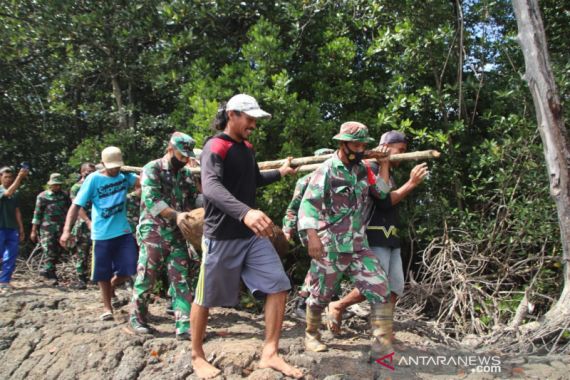 Brimob Mensterilkan Lokasi Penemuan Bom Peninggalan Perang   - JPNN.COM