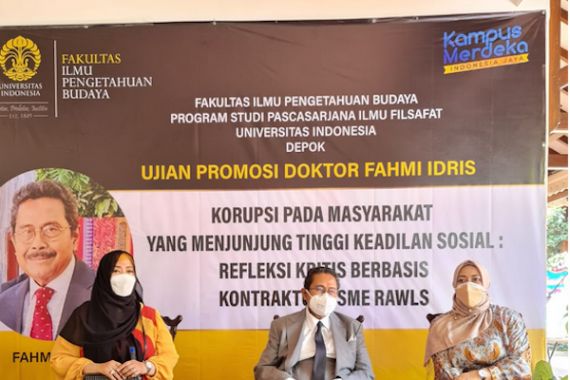 Raih Gelar Doktor, Fahmi Idris Urai Strategi Pencegahan Korupsi - JPNN.COM