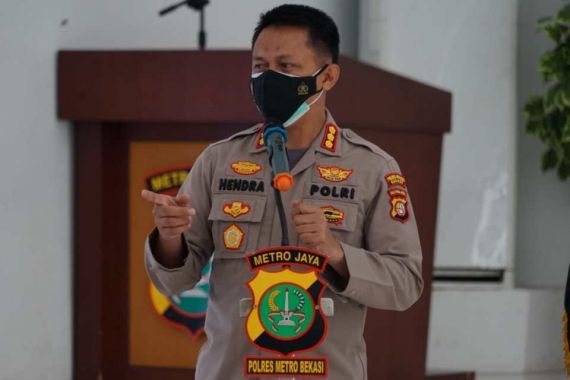 Percepat Vaksinasi Covid-19 di Bekasi, Polisi Gandeng Mahasiswa Kesehatan - JPNN.COM