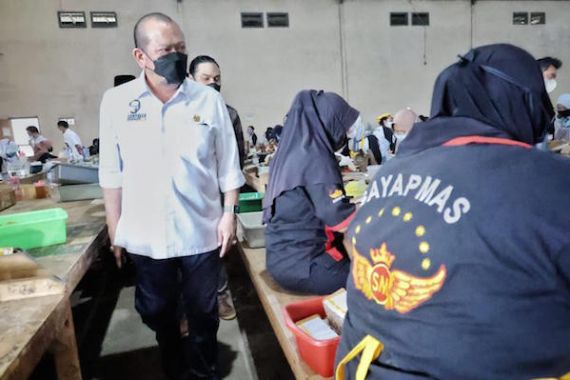 Sambangi Pabrik Rokok di Malang, LaNyalla: Ini Sudah Bagus - JPNN.COM