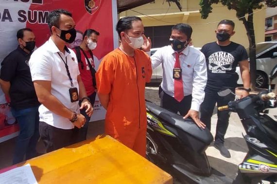 Kiki Ketahuan Berbuat Tak Terpuji di Klinik Kecantikan, Aksinya Terekam CCTV - JPNN.COM