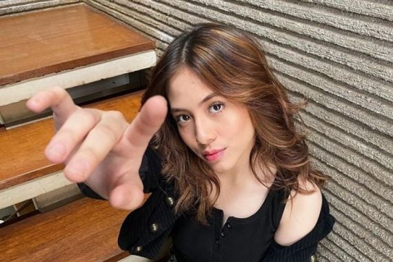 Adhisty Zara Tersandung Skandal Lagi, Hasyakyla Utami Menyindir Begini - JPNN.COM