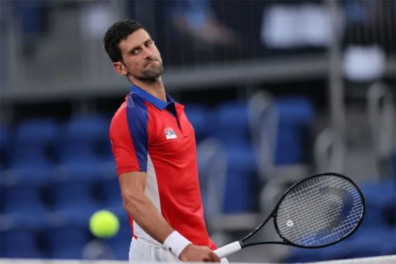 Kandas Secara Dramatis di Semifinal Tokyo 2020, Novak Djokovic Gagal Samai Prestasi Steffi Graf - JPNN.COM