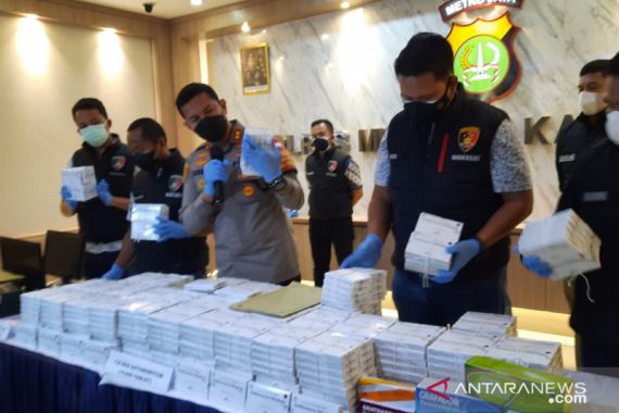 Menimbun Obat Terapi Covid-19, Direktur dan Komisaris PT ASA jadi Tersangka, Belum Ditahan - JPNN.COM