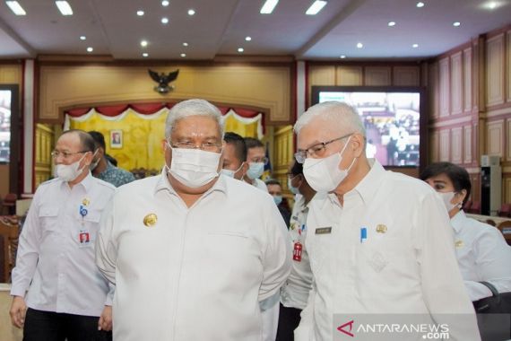 3 Putra Sultra Lolos Calon Taruna Akmil TNI AD, Gubernur Ali Mazi Mendoakan Jenderal Andika Perkasa  - JPNN.COM