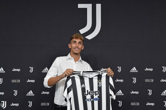 Kejutan, Juventus Bajak Bintang Masa Depan AC Milan Ini - JPNN.COM