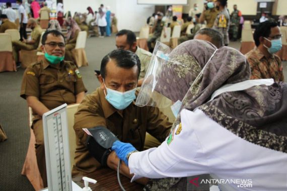 Presiden Menelepon Gubernur Sumbar, Prestasi atau Sinyal Kegagalan? - JPNN.COM