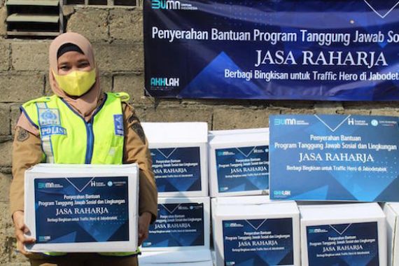 PT Jasa Raharja dan Human Initiative Salurkan 225 Bingkisan Untuk Traffic Hero di Jabodetabek - JPNN.COM