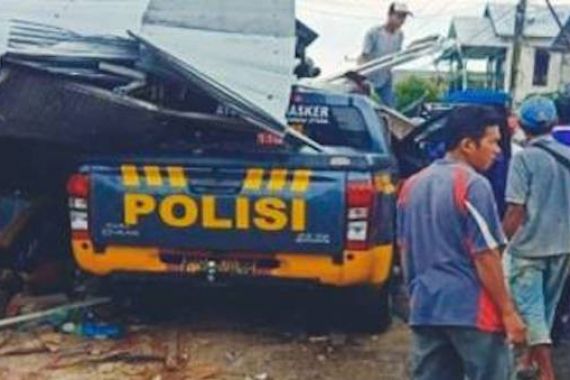 Mobil Patroli Hantam Kios Warga, Kapolres: Bripka RJ sudah Diamankan - JPNN.COM