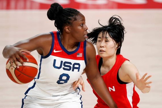 Tim Basket Putri AS Merajai Olimpiade Usai Pukul Tuan Rumah - JPNN.COM