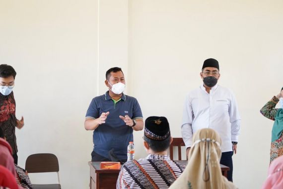 Gus Jazil: Santri Harus Gemar Membaca - JPNN.COM