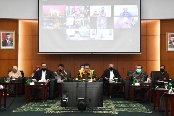Bamsoet: Sidang Tahunan MPR RI Momentum Menyerukan Pesan Kebangsaan - JPNN.COM