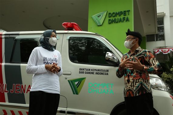 Danone Indonesia Donasikan Mobil Jenazah Kepada Dompet Dhuafa - JPNN.COM