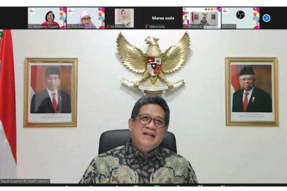 Deputi Gubernur BI Memotivasi Siswa SMA 8 Jakarta, Begini Pesannya - JPNN.COM