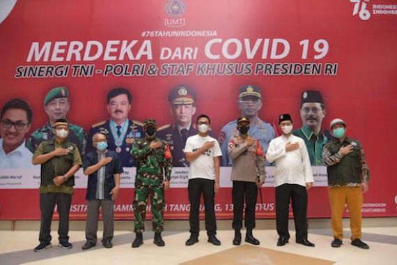 Stafsus Presiden Aminuddin dan TNI-Polri Bersinergi Gelar Vaksinasi untuk Mahasiswa - JPNN.COM