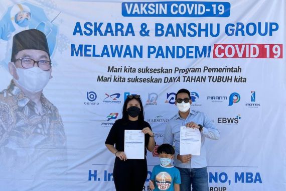 Askara Group Keliling Jawa Barat, Vaksinasi Pekerja dan Masyarakat - JPNN.COM