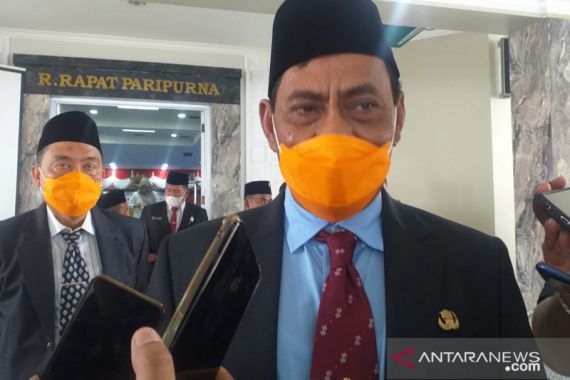 Bupati Belitung Siap Menjalankan Perintah Presiden di Sidang Tahunan MPR - JPNN.COM