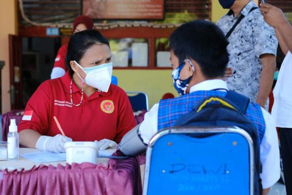 Gelar Vaksinasi Pelajar, Kabinda Sulsel Harap Pembelajaran Tatap Muka Dimulai - JPNN.COM