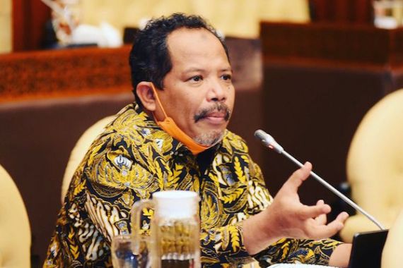 Soroti Isi Pidato Jokowi, Politikus PKS: Ke Mana Program Nawacita Kedaulatan Pangan? - JPNN.COM