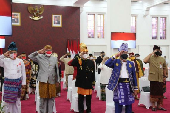 Menko PMK Akui Banyak Rakyat Indonesia Belum Merdeka - JPNN.COM