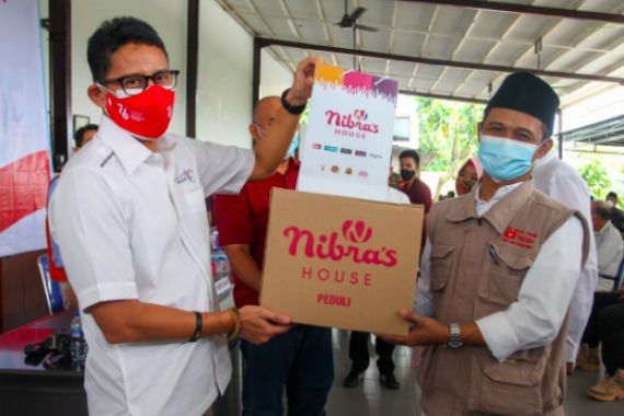 Berbagi saat HUT RI, Sandiaga Uno Gandeng Nibras Berikan 20 Ribu Paket Sembako   - JPNN.COM