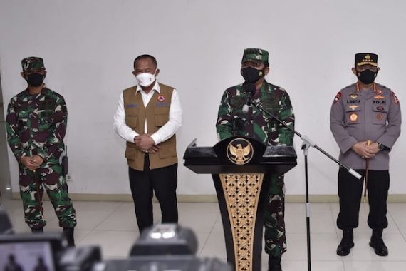 Panglima TNI Sampaikan Rasa Bangga Atas Dedikasi Nakes dan Nonkesehatan - JPNN.COM