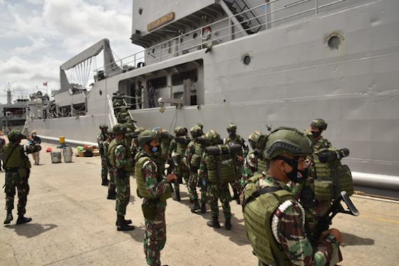 Lihat, Ratusan Prajurit TNI Bertolak Menuju Daerah Pertempuran, Semoga Berhasil - JPNN.COM