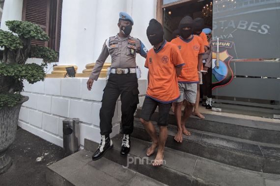 Inilah Pemicu Penusukan Pria Berkaus Perguruan Silat di Surabaya - JPNN.COM