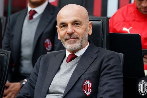 AC Milan Merasa Dirampok Inter Milan di Coppa Italia, Stefano Pioli Sorot Hal Ini - JPNN.COM