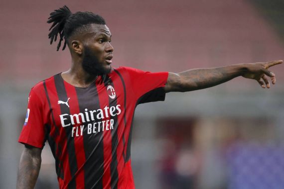 Cinta Mati dengan AC Milan, Franck Kessie Tolak Tawaran Klub Inggris Ini - JPNN.COM