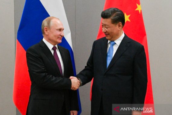 Amerika Cs Mengancam, Rusia Amankan Kontrak Besar dengan China - JPNN.COM