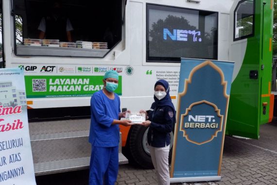 NET dan ACT Bagikan 3.000 Makanan untuk Nakes dan Warga - JPNN.COM