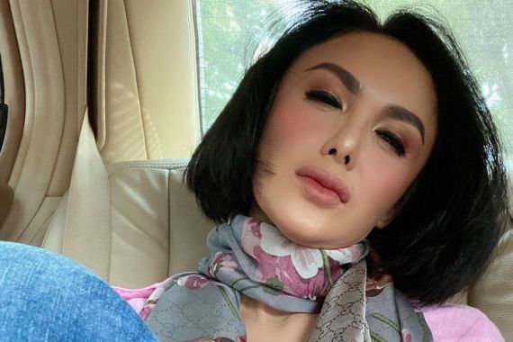 Yuni Shara Pamer Potret Terbaru, Bentuk Hidungnya Jadi Sorotan - JPNN.COM