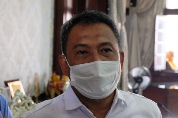 Catat, Dinas Pendidikan Surabaya Tegaskan Tak Ada Kewajiban Wali Murid Beli Seragam Anyar - JPNN.COM