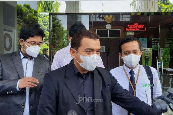 Aziz Yanuar Ungkap Kondisi Munarman, Terlihat Agak Kurus, Mohon Doanya - JPNN.COM