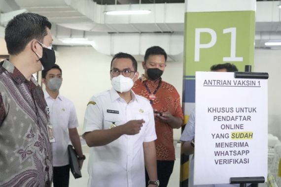 Wakil Wali Kota Tangerang Selatan Puji Pelaksanaan Vaksinasi untuk 6.200 Penerima - JPNN.COM