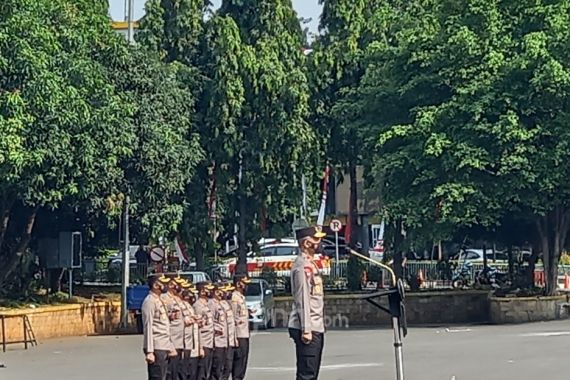 Polda Metro Jaya Alihkan Vaksinasi Covid-19 ke Depok, Bekasi, dan Tangerang - JPNN.COM