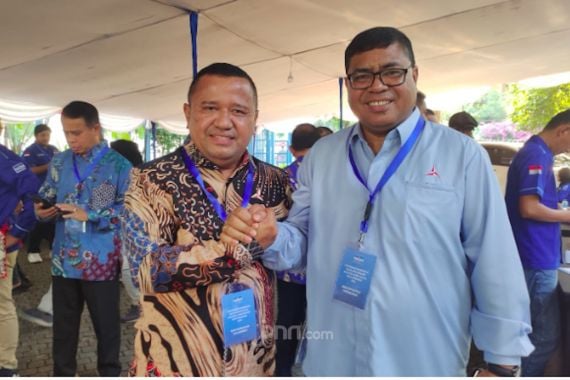 Agustinus – Soleman Bersiap Maju Jadi Calon Bupati dan Cawabup SBD 2024-2029 - JPNN.COM