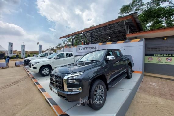 Mitsubishi Triton 2024 Laris Manis, Sebegini Harganya - JPNN.COM