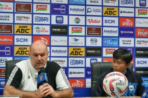 Misi Persib Saat Melawan PSIS Tercapai, Bojan Hodak Puas - JPNN.COM